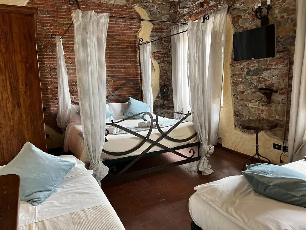 Corte Dei Folletti Lucca Bed & Breakfast